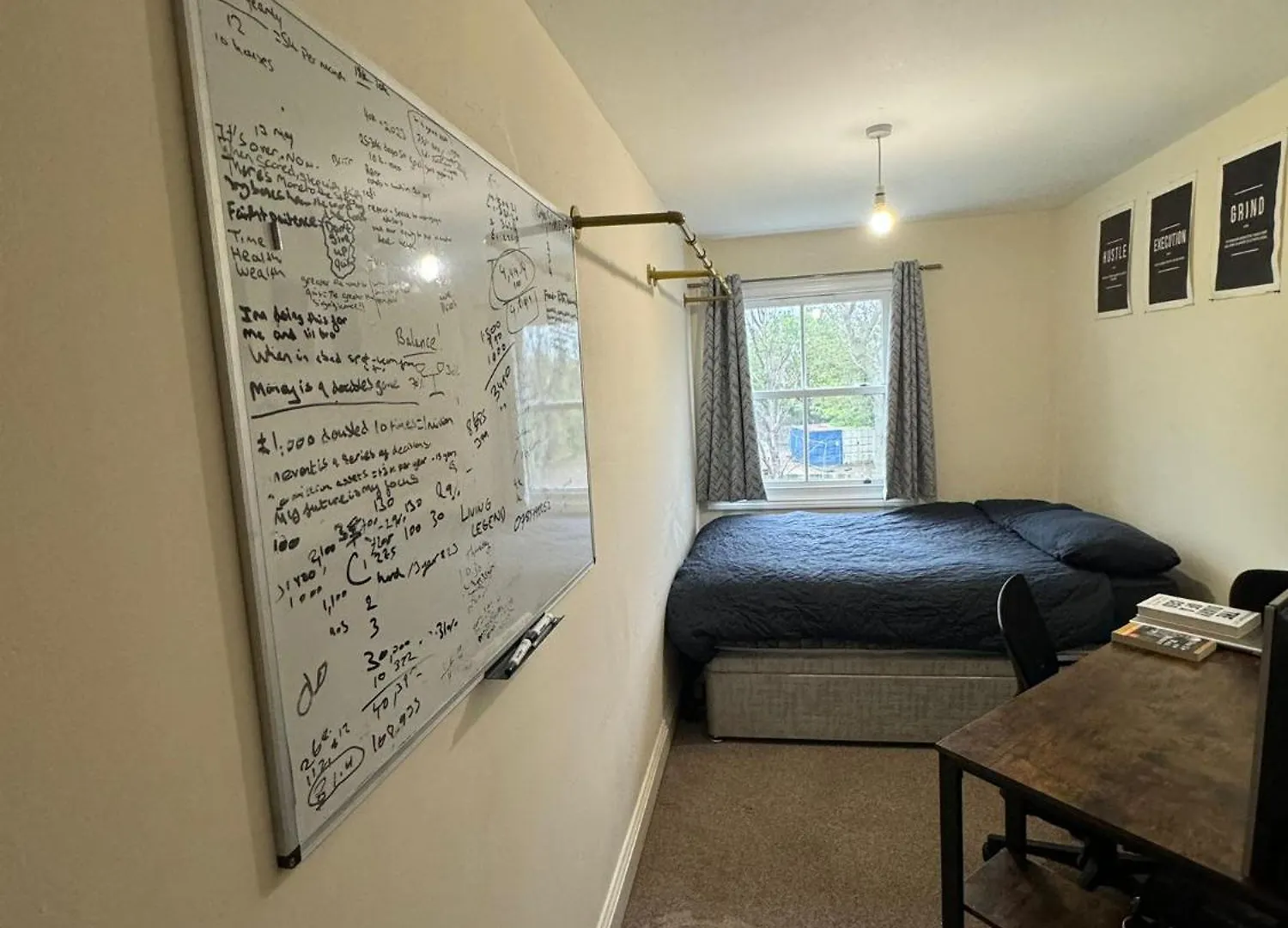 Quiet Residential Apartment With Amenities Locally London 0*,